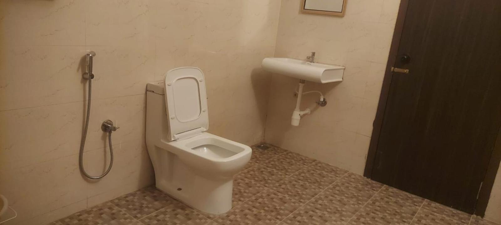 Capital O 69831 Hotel Mount Heera Chennai Extérieur photo