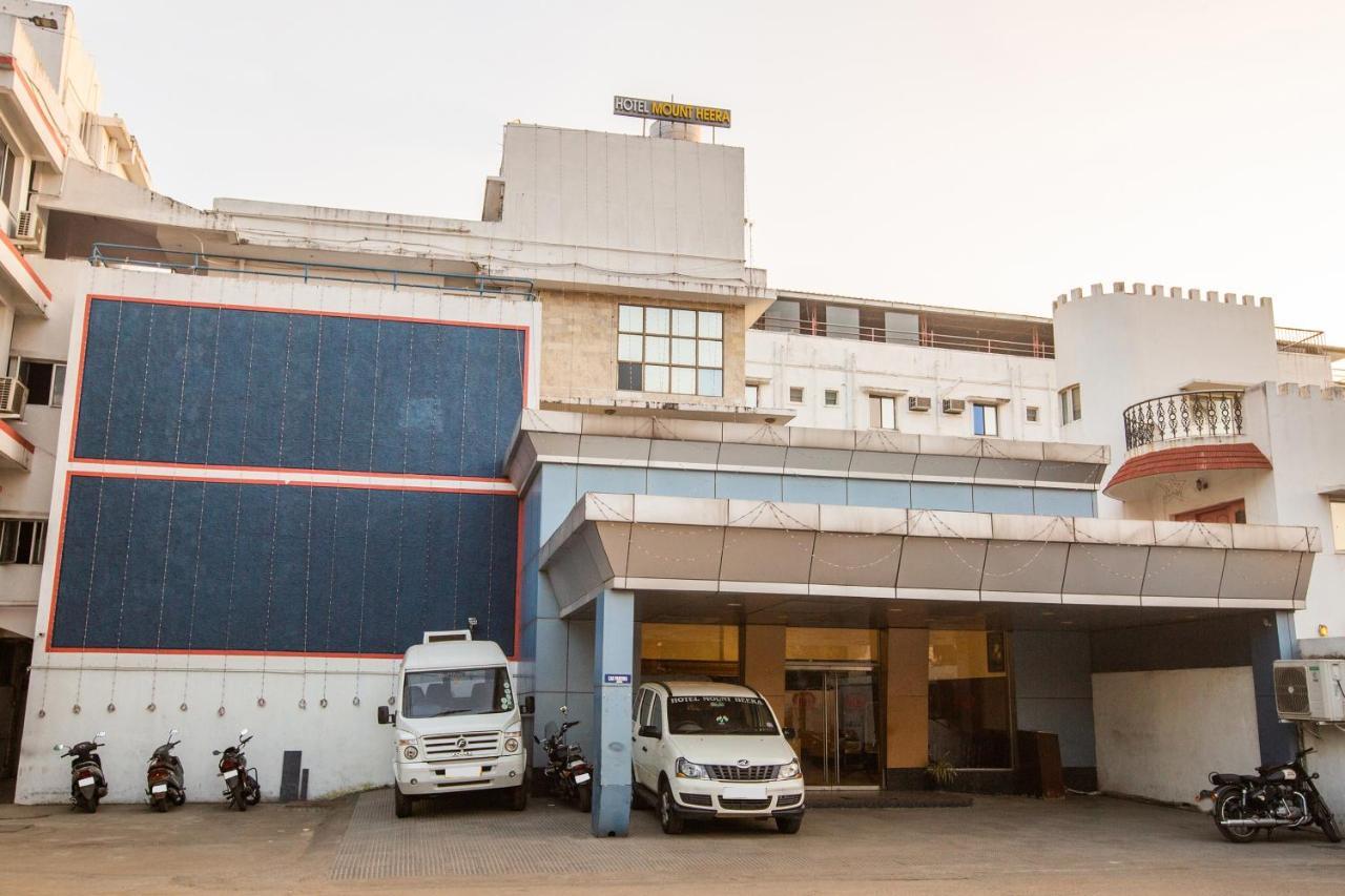 Capital O 69831 Hotel Mount Heera Chennai Extérieur photo