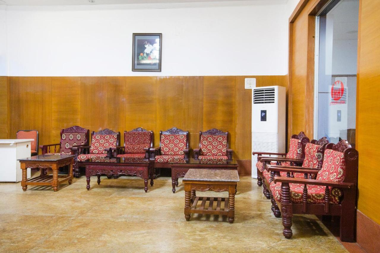 Capital O 69831 Hotel Mount Heera Chennai Extérieur photo