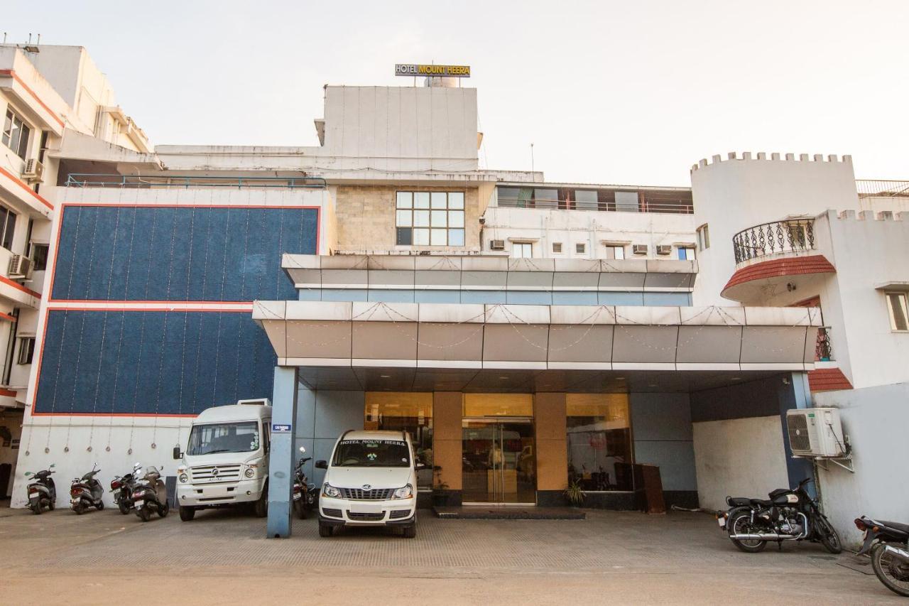 Capital O 69831 Hotel Mount Heera Chennai Extérieur photo